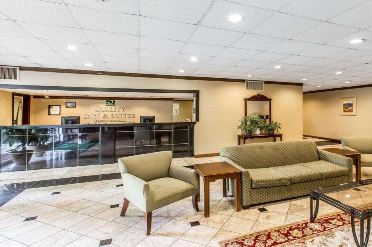 Quality Inn & Suites Conference Center Statesboro Historic District Dış mekan fotoğraf