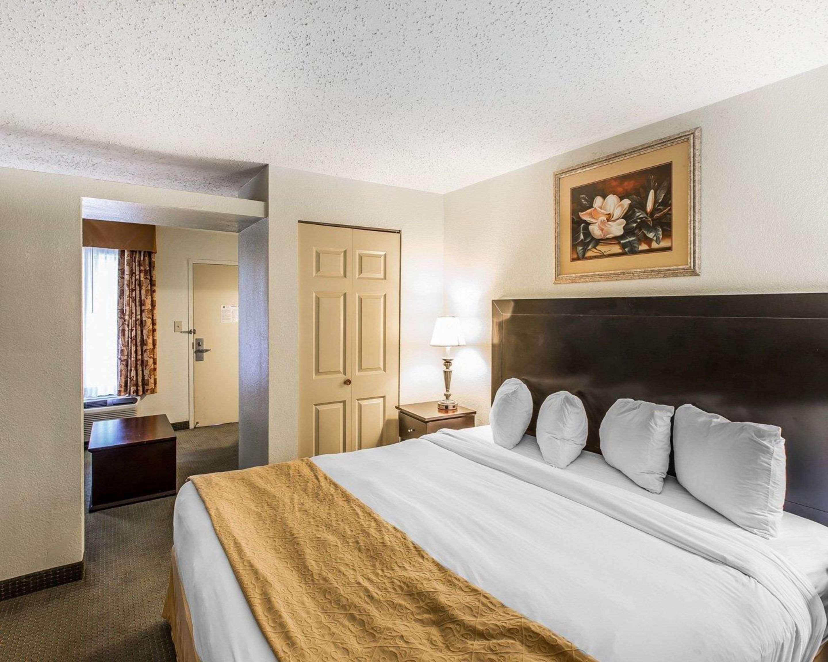 Quality Inn & Suites Conference Center Statesboro Historic District Dış mekan fotoğraf