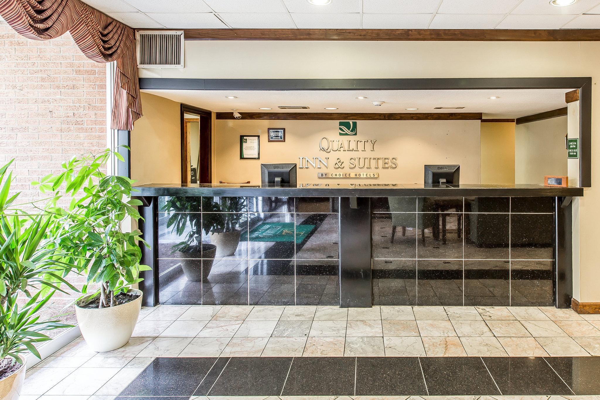 Quality Inn & Suites Conference Center Statesboro Historic District Dış mekan fotoğraf