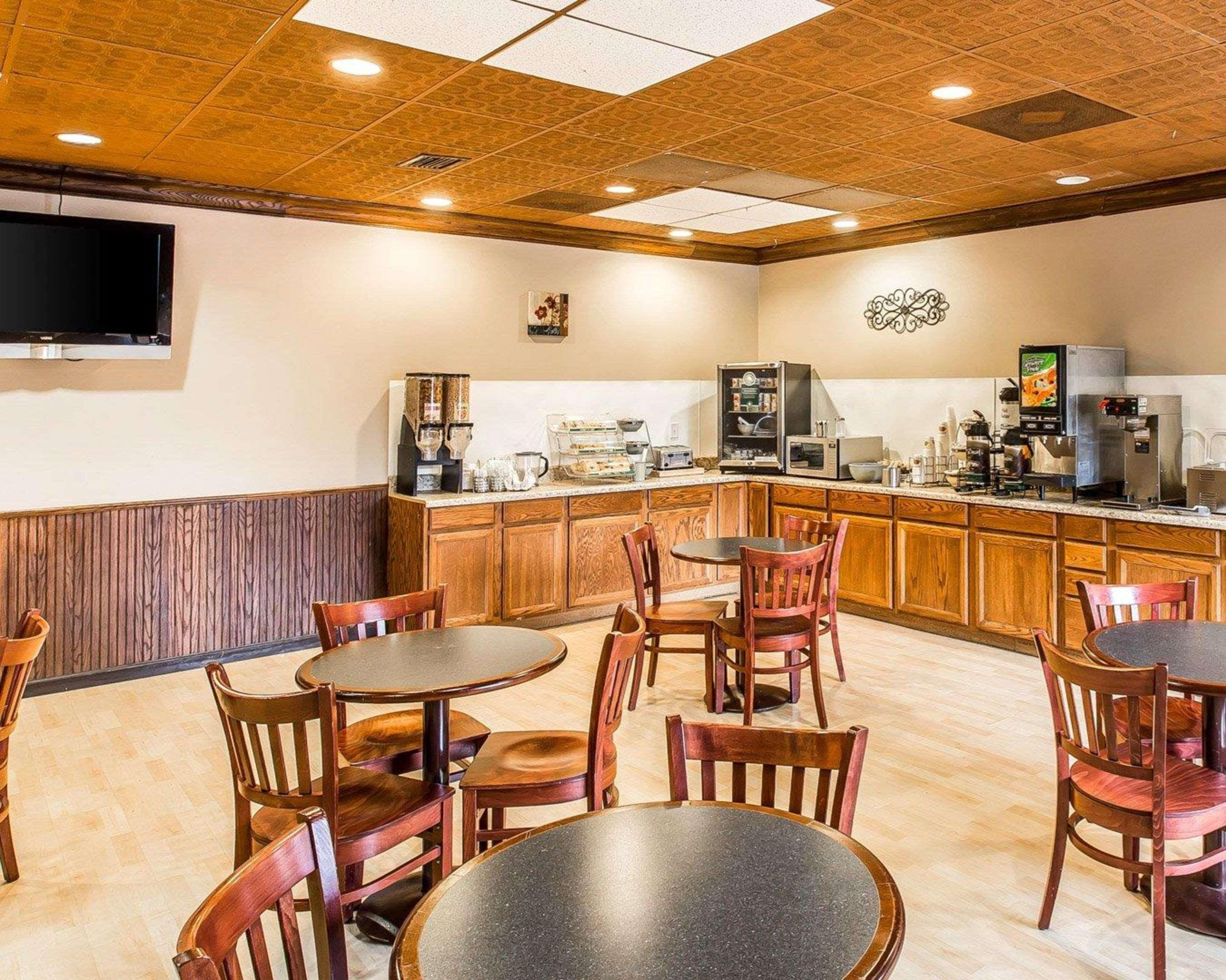 Quality Inn & Suites Conference Center Statesboro Historic District Dış mekan fotoğraf