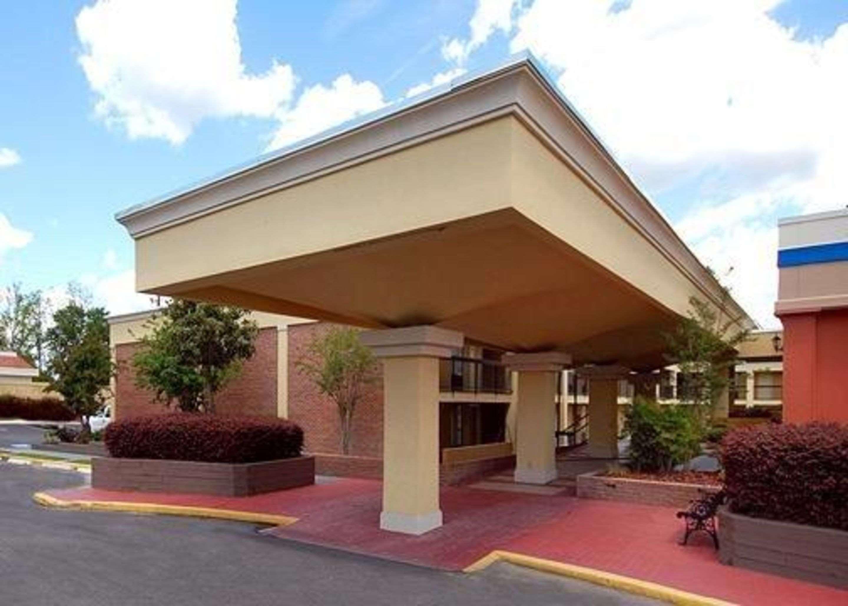 Quality Inn & Suites Conference Center Statesboro Historic District Dış mekan fotoğraf