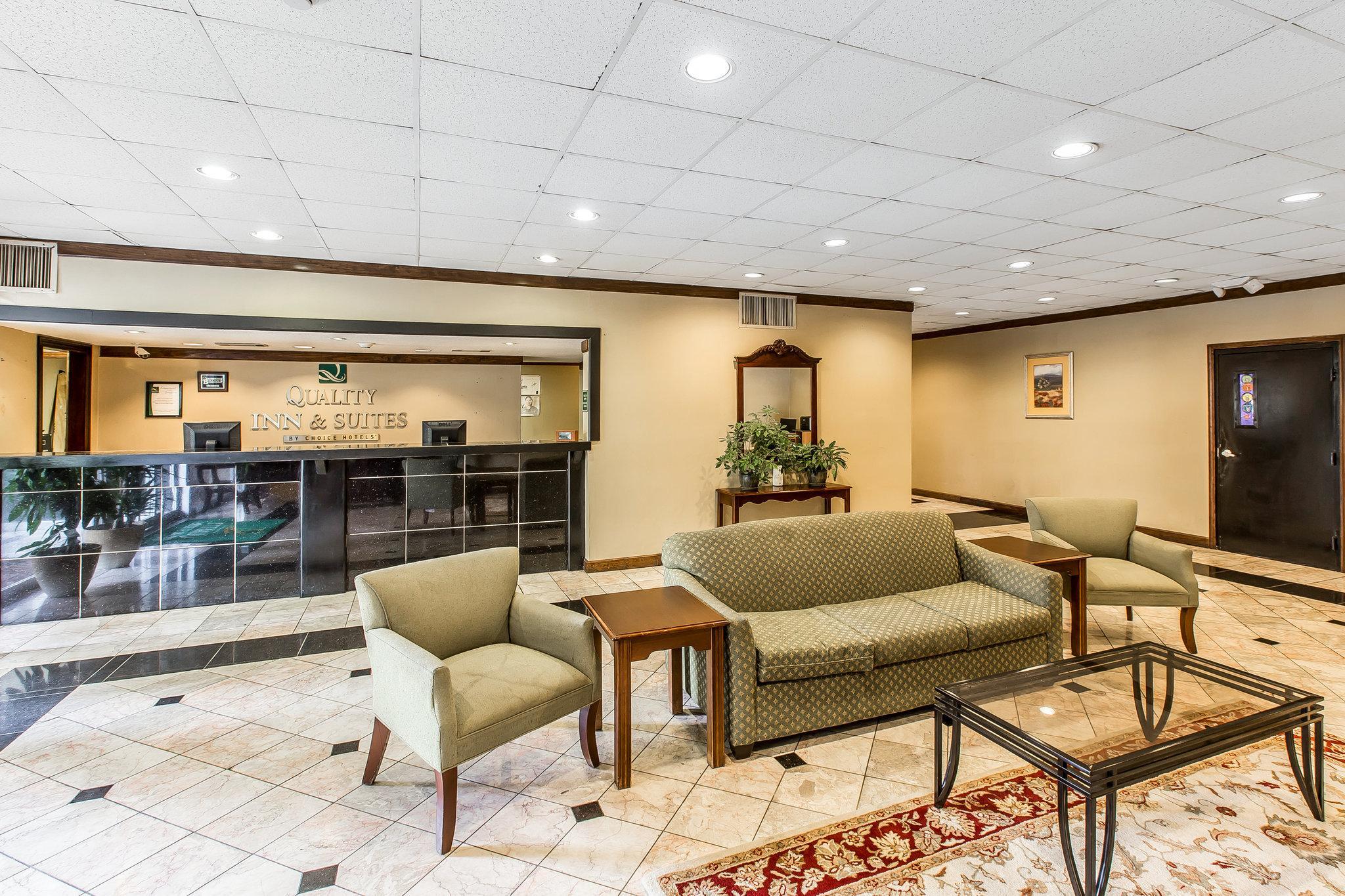 Quality Inn & Suites Conference Center Statesboro Historic District Dış mekan fotoğraf